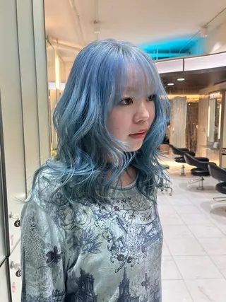 ロング 山﨑 ちなつのヘアスタイル