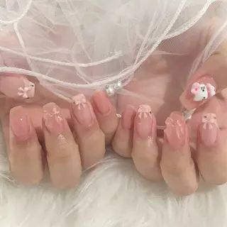 ネイル 横浜Nailist 𝜗𝜚春菜のネイルデザイン