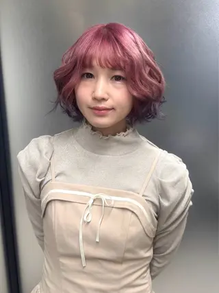 ショート カラー MIMI🌻໋᳝݊ 個性派カラー⑅ ⸝꙳のヘアスタイル