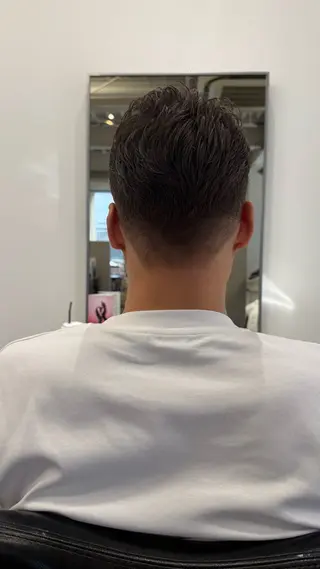 メンズ バレイヤージュモデル 募集👒ヨンスクのヘアスタイル