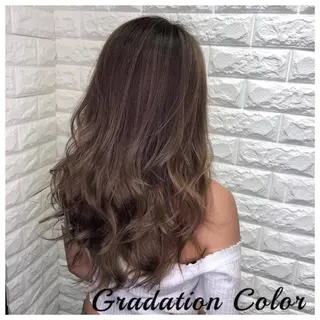 ロング カラー yuuka🌻 ハイライト/艶カラーのヘアスタイル