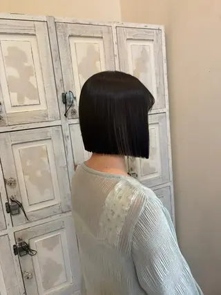 ショート ルプラボウ/中村潤菜 /ボブヘアのヘアスタイル