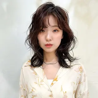 ミディアム カラー 艶透明感カラー/ ルーズパーマ/田中のヘアスタイル