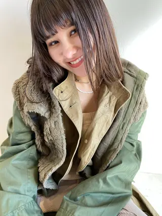 セミロング カラー 当日予約大歓迎💗 依田瑞希のヘアスタイル