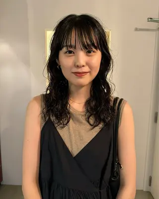 セミロング 宇野愛華∕ パーマスタイルのヘアスタイル