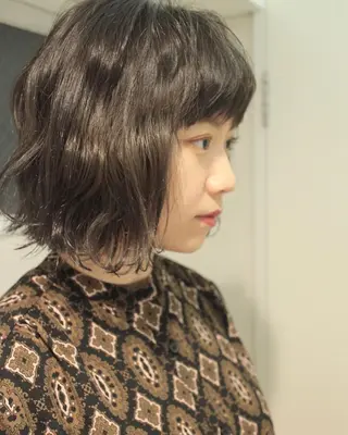 ショート カラー クニモトハルナ ボブ/柔らかカラーのヘアスタイル