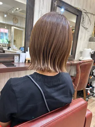 ミディアム カラー 伊藤 みきのヘアスタイル