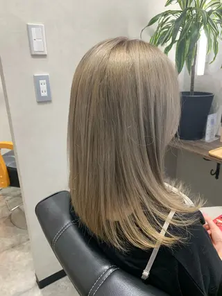 セミロング カラー 松木 護裕のヘアスタイル