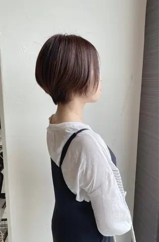 ショート Aphrodite 横手 亜紀のヘアスタイル