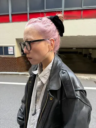 セミロング カラー KAWAHARA YUKIのヘアスタイル