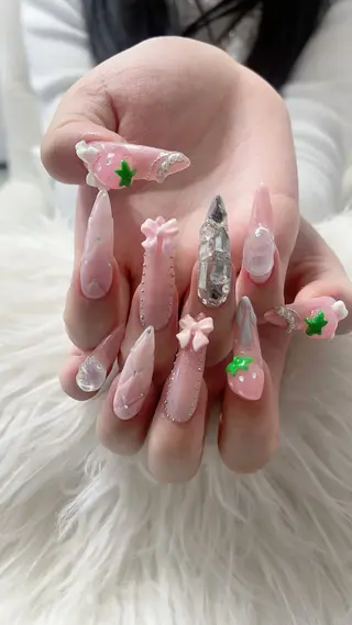 ネイル FF フィフィネイルサロンのネイルデザイン