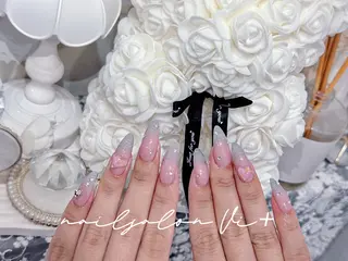 ネイル ✨Nailsalon Vi+✨のネイルデザイン