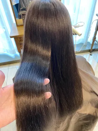 ロング カラー 比嘉 翼のヘアスタイル