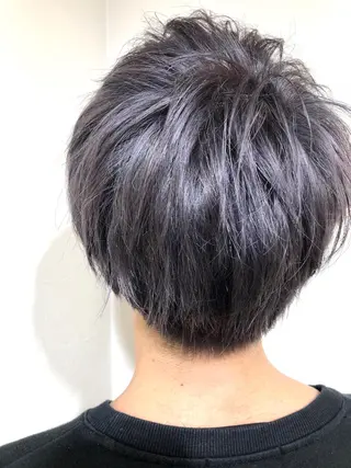 ショート カラー 浦山 和之のヘアスタイル