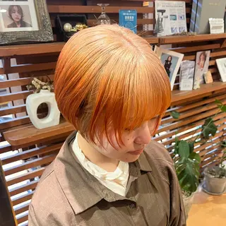 ショート たおちゃん／レイヤー ／透明感カラーのヘアスタイル