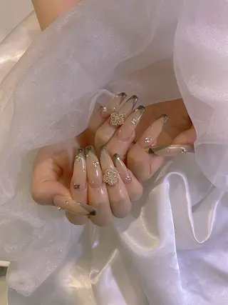 ネイル Lim nail🤍 Ayaのネイルデザイン
