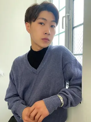 ショート シールエクステ☀️ L.O.G村岡健一のヘアスタイル