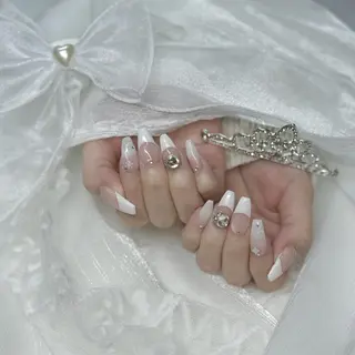 ネイル 濱田 杏奈のネイルデザイン