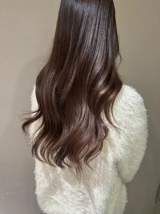 ロング カラー 平尾 樹里のヘアスタイル