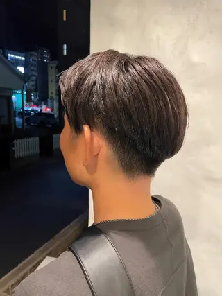 カラー メンズ 岩渕 春菜のヘアスタイル