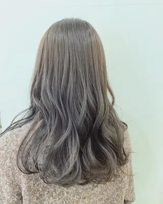 セミロング カラー ぱつっとボブ/ 小野あかねのヘアスタイル