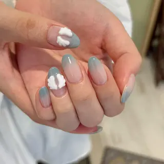 ネイル ⠀ loggy.のネイルデザイン