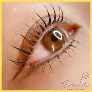 マツエク・マツパ Emil eye roomのマツエク・マツパデザイン