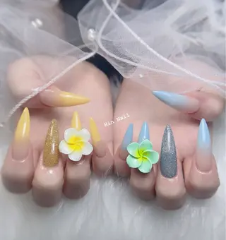 ネイル Hin Nailsのネイルデザイン