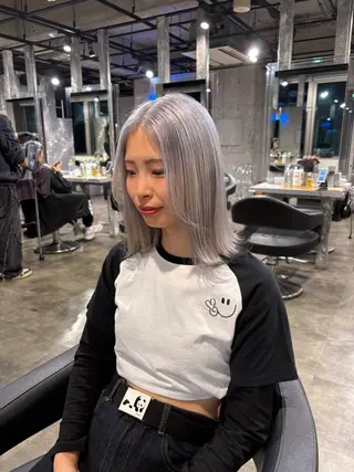 ミディアム カラー ハイトーン 横浜💞ミオのヘアスタイル
