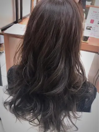 ロング カラー 奈良崎 和弘のヘアスタイル
