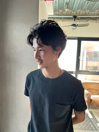 ミディアム メンズ 俵 知広のヘアスタイル