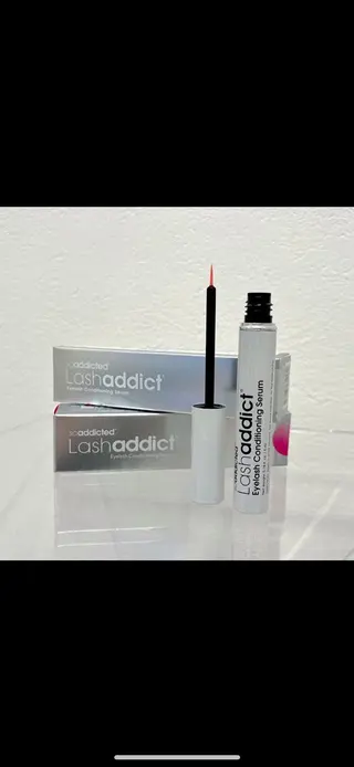 LOWE / Chiakiのマツエク・マツパデザイン