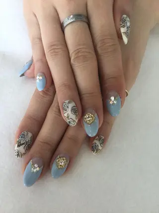 ネイル 💎🐰 saki. m 🐰💎のネイルデザイン