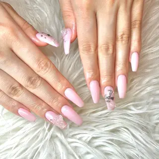 ミディアム My+ Yukaのネイルデザイン