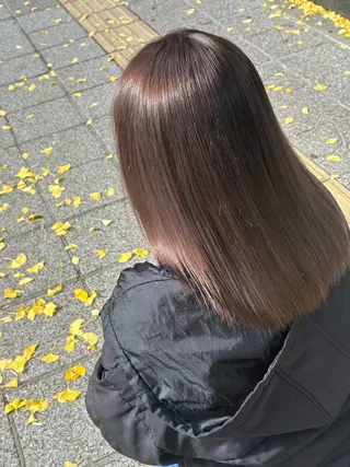 セミロング カラー 🍓ハイトーンカラー 🎀nene🍓のヘアスタイル