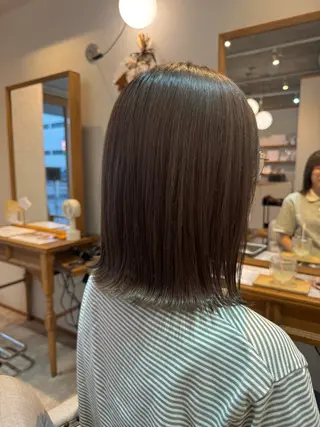ミディアム MIKIE ．のヘアスタイル