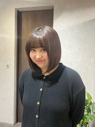 カラー yuumi/大濠🪷 顔周り/ハイトーンのヘアスタイル