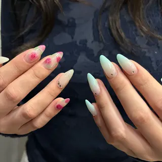 ネイル IROHA NAIL Rinoのネイルデザイン