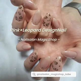 ネイル Nailsalon MagicShopのネイルデザイン
