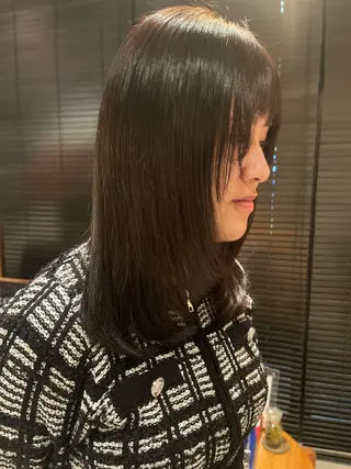 セミロング カラー rin 🖤〈大宮〉のヘアスタイル