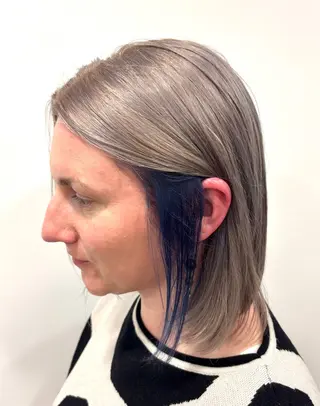 ミディアム カラー 井上 悠人のヘアスタイル