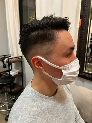 ショート メンズ パーマ/透明感カラー 小松のヘアスタイル