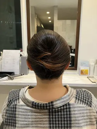 ミディアム SEA BELLE YASUのヘアスタイル