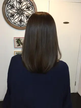 カラー 中山 ルミ子のヘアスタイル