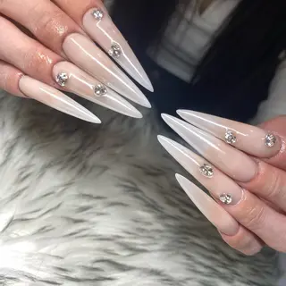 ネイル la vie Luire アスカのネイルデザイン