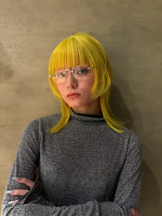 ミディアム 関端 優希のヘアスタイル