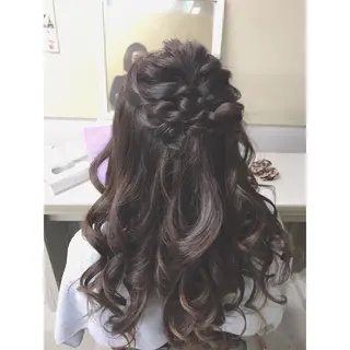 ミディアム ヘアアレンジ マエダ　カズエ🫶 coronahairのヘアスタイル
