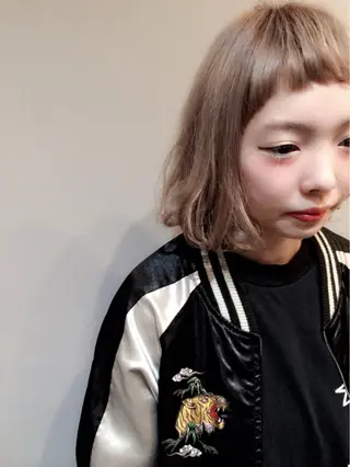 ミディアム カラー キノシタ マユのヘアスタイル