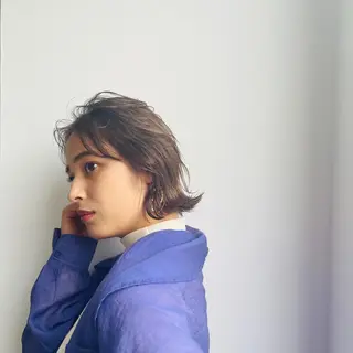 ミディアム hoNua. 栄/透明感カラーのヘアスタイル