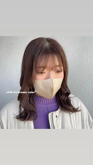 セミロング カラー パーマ ヘアアレンジ メンズ ネイル マツエク・マツパ アイブロウ 透明感カラー・レイヤ ー🎀amika🎀のヘアスタイル